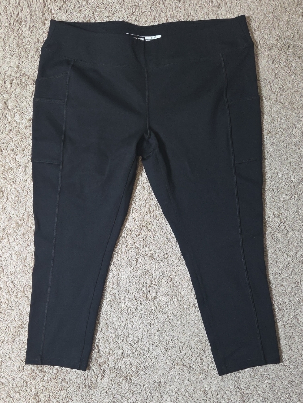 Carhartt Black Fitted XL Active Legging Capri, $88 Value